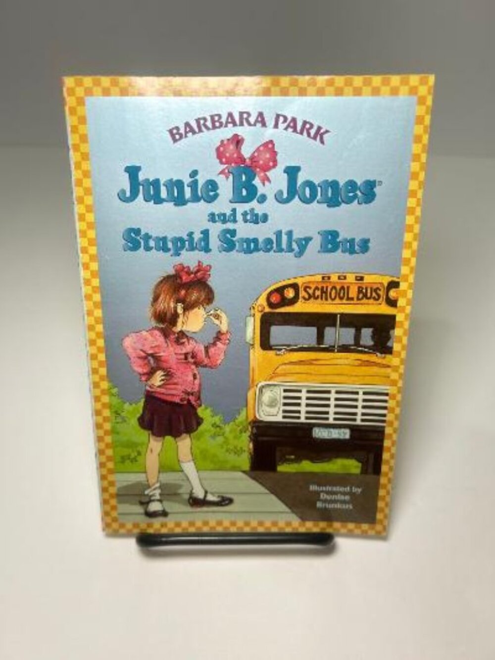 Junie B. Jones and the Stupid Smelly Bus - Paperback By Barbara Park